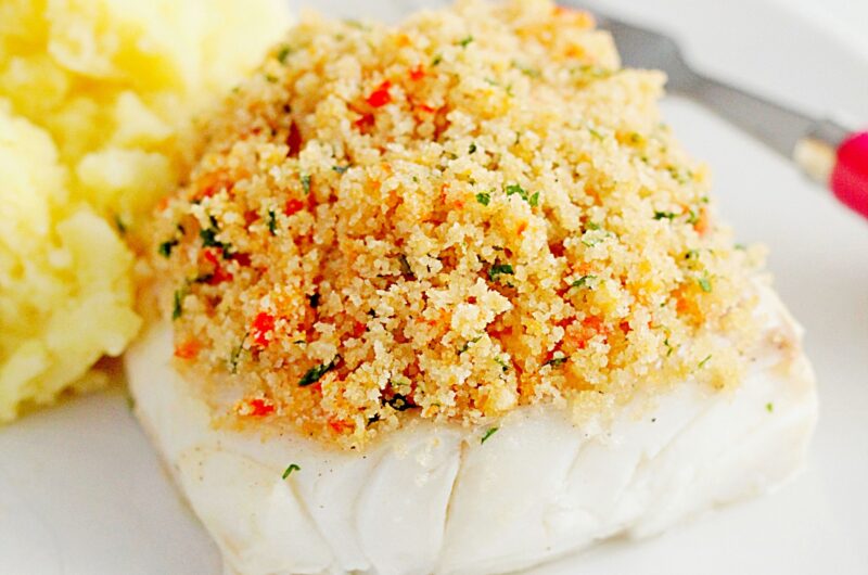 Dorsz pieczony pod kruszonką