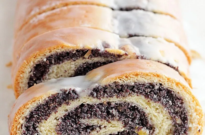 Makowiec drożdżowy zawijany