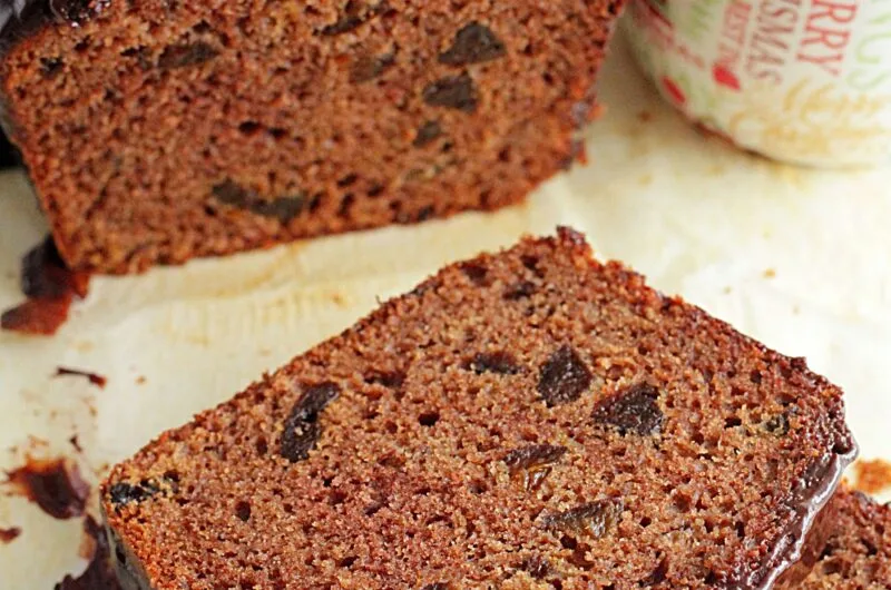 Piernik z suszonymi śliwkami