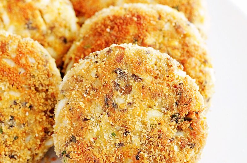 Kotlety jajeczne z pieczarkami