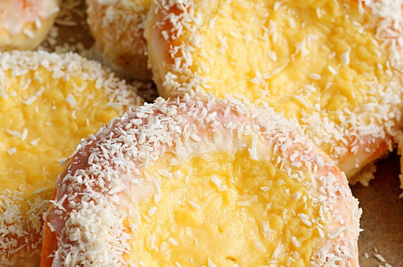 Skoleboller – norweskie drożdżówki z budyniem, kokosem i kardamonem