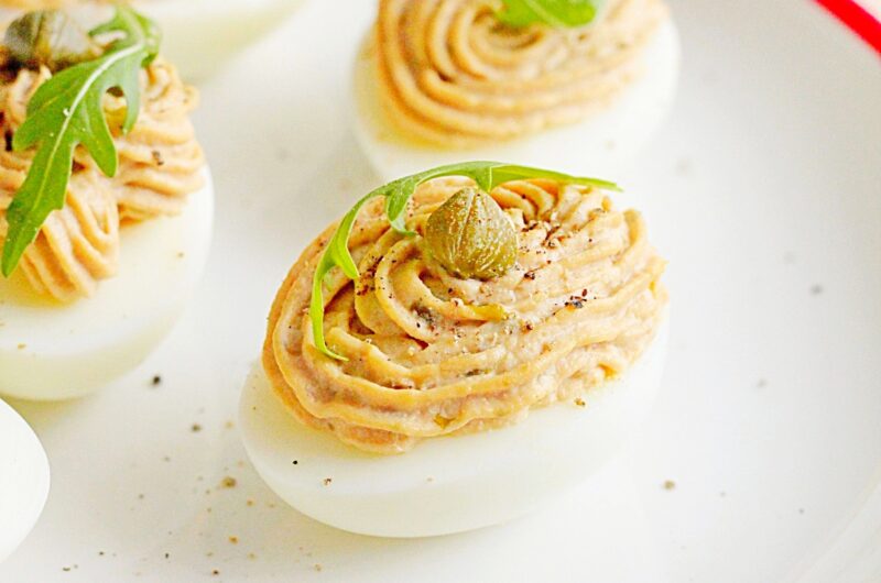 Jajka faszerowane pastą z tuńczyka