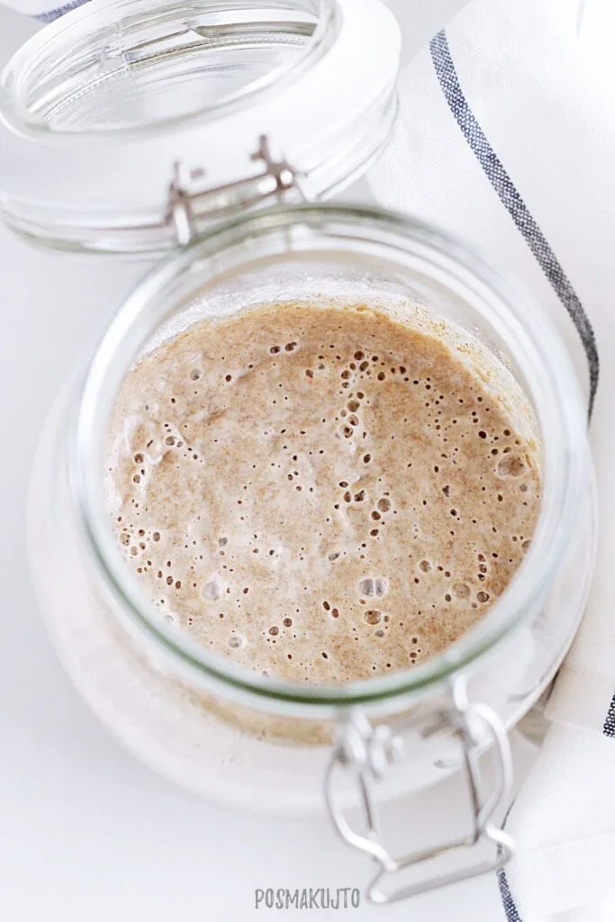 Zakwas na chleb krok po kroku