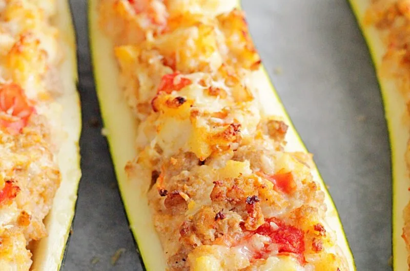 Cukinia faszerowana mięsem i ziemniakami