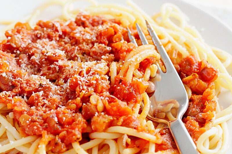 Wegetariańskie bolognese z soczewicą