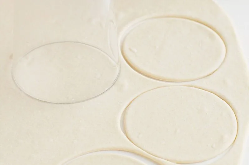 Ciasto na pierogi – najlepszy przepis!