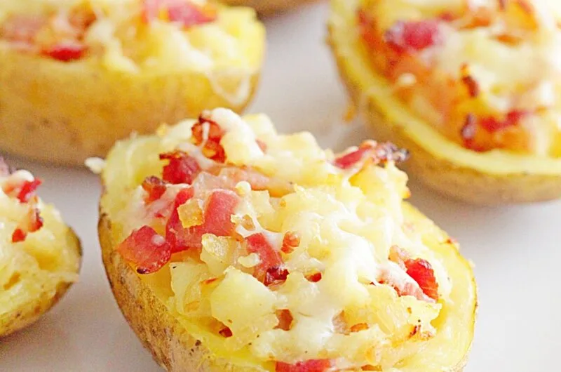 Ziemniaki faszerowane boczkiem i serem z piekarnika