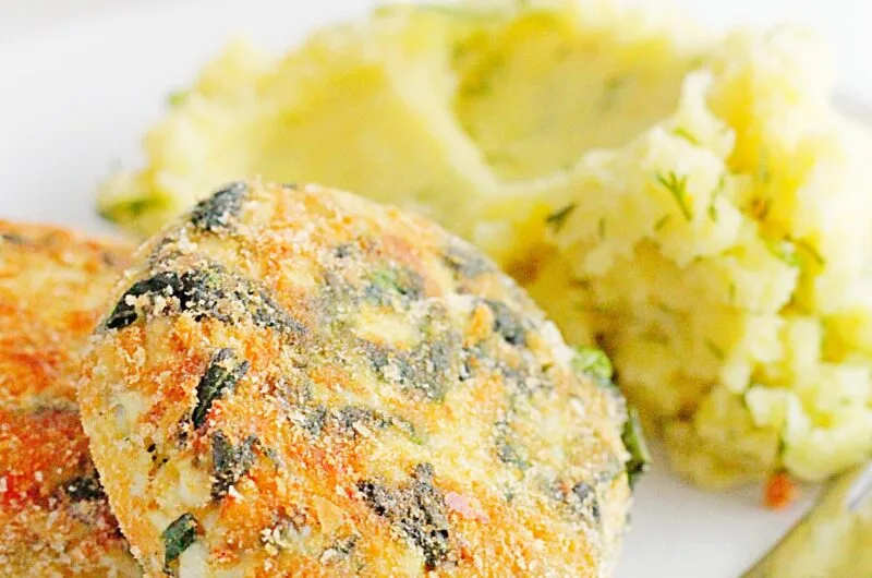 Kotlety jajeczne ze szpinakiem