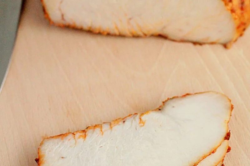 Pieczona pierś z indyka na kanapki