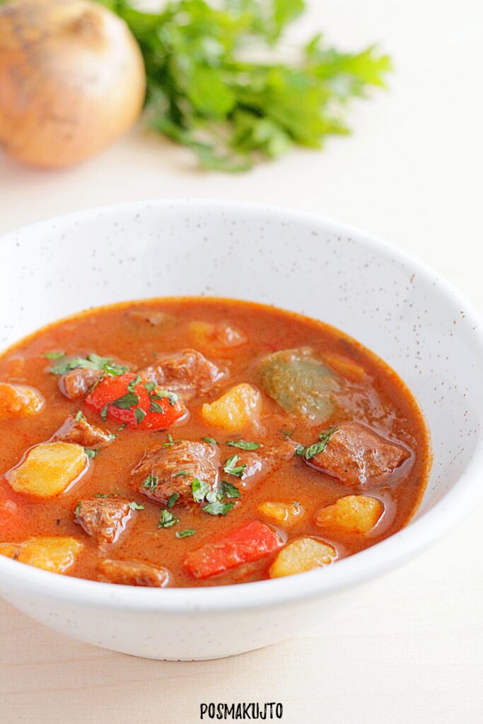 Zupa gulaszowa