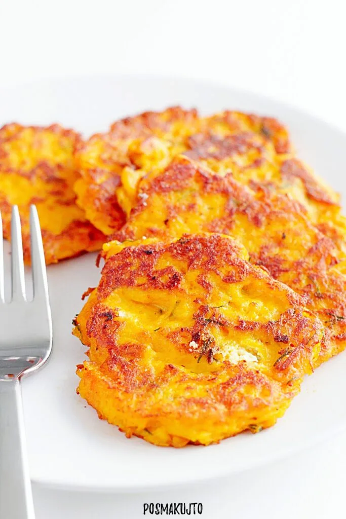 Placki z dyni z fetą i koperkiem