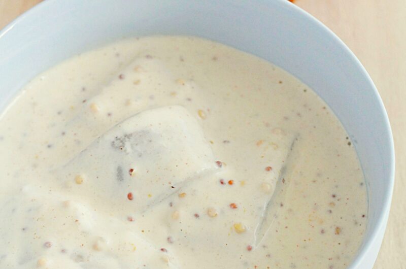 Śledzie w sosie musztardowym