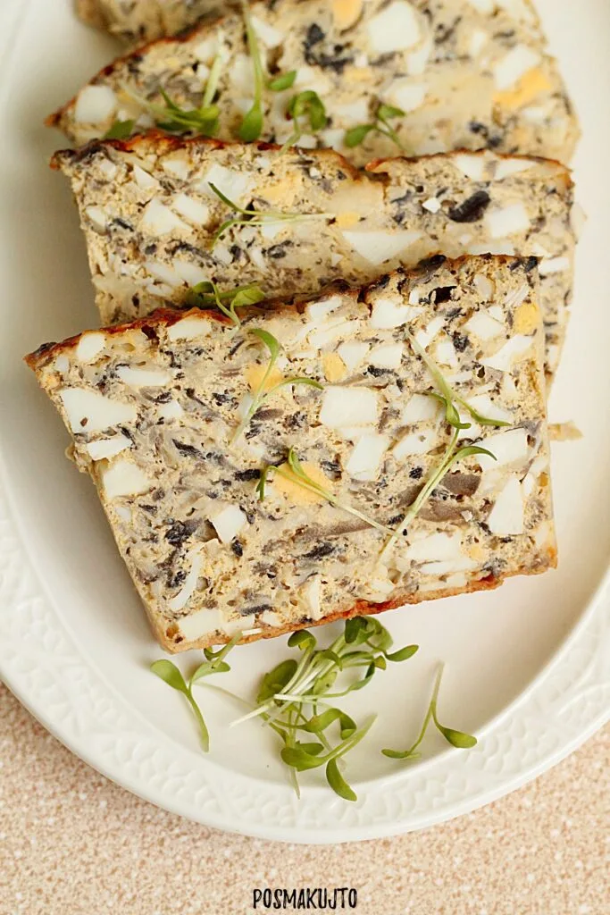 Pasztet jajeczny z pieczarkami – delikatny smak, który zaskakuje