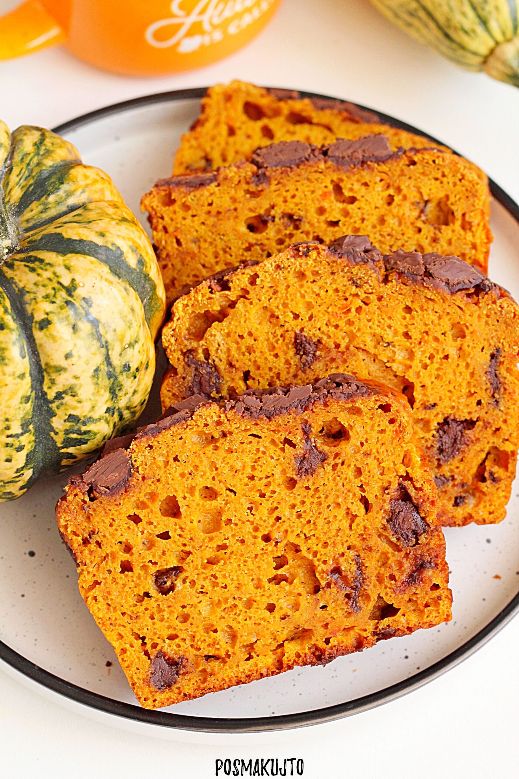 Przepis na jesienne ciasto dyniowe z czekoladą