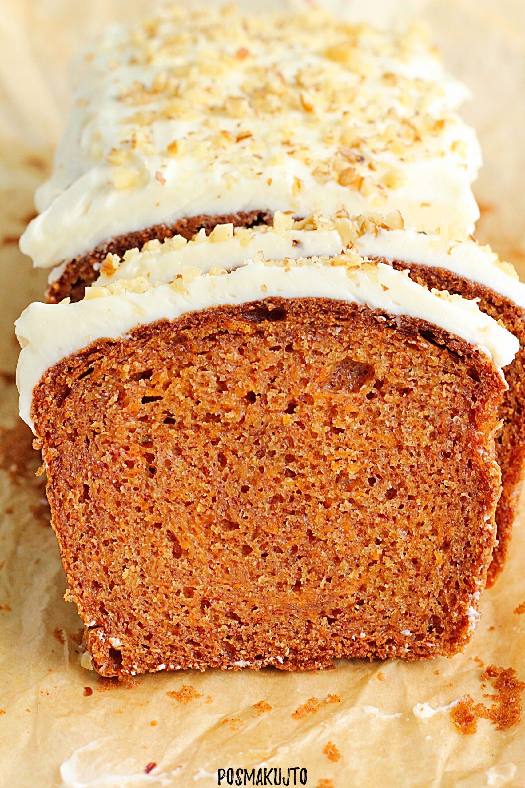 Jogurtowe ciasto marchewkowe – szybkie, bez miksera, w 1 misce