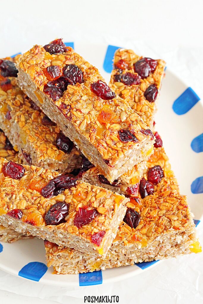 zdrowe batony zbozowe do sniadaniowki