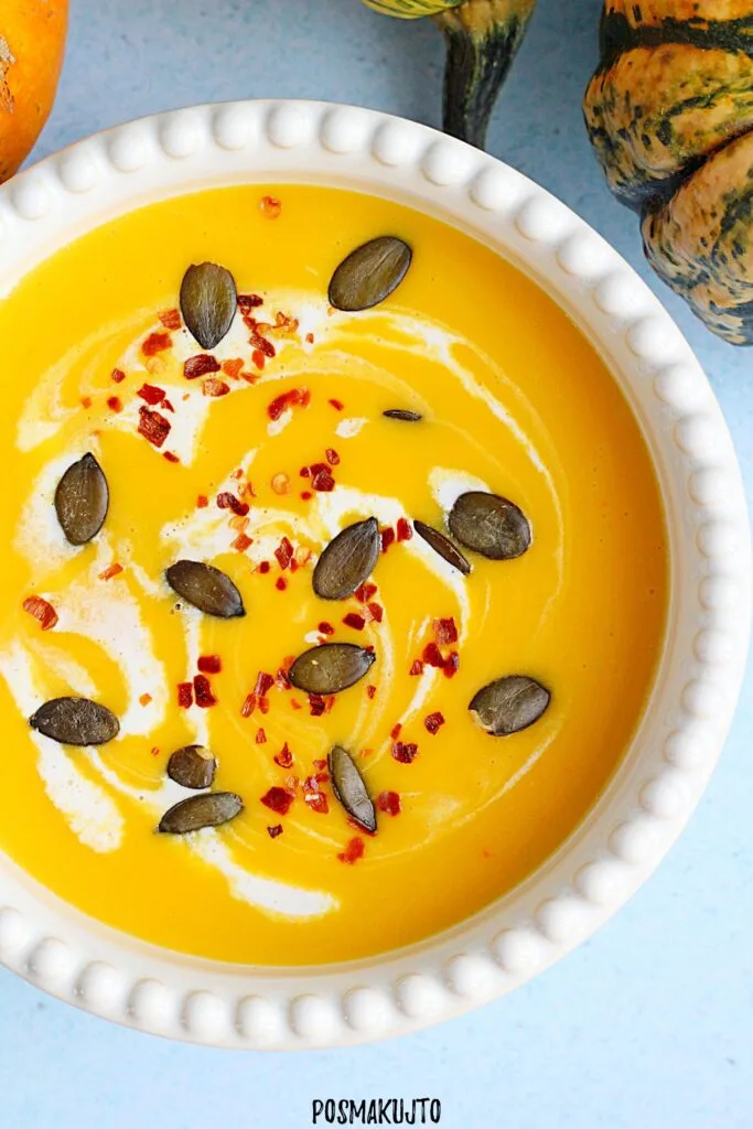 zupa krem z dyni z imbirem i mleczkiem kokosowym