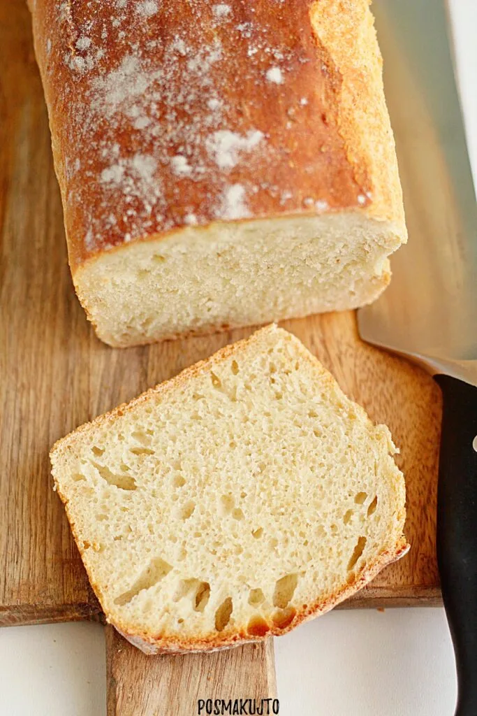 prosty chleb na drożdżach suszonych z chrupiącą skórką